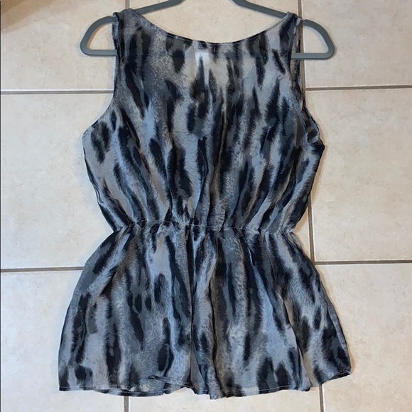 Pretty blouse - Picture 2 of 4